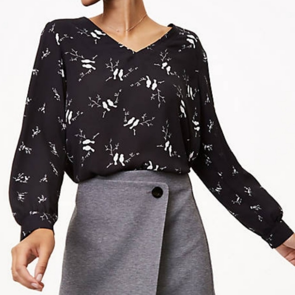 LOFT bird print black tie back blouse XXS